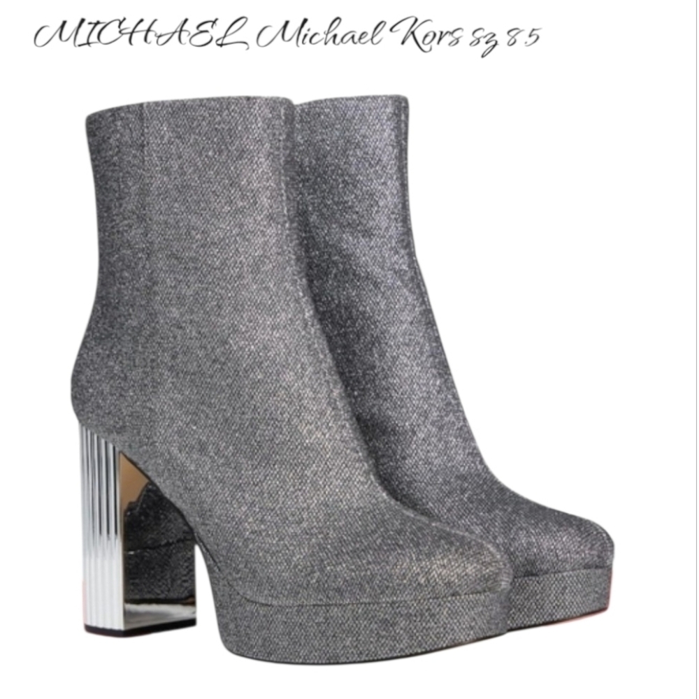 New MICHAEL Michael Kors Silver Platform Boots Sz 8.5